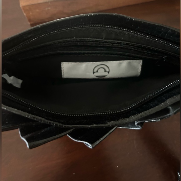 Vintage, Big Buddha,black clutch with rosette and wristlet strap - Picture 4 of 5